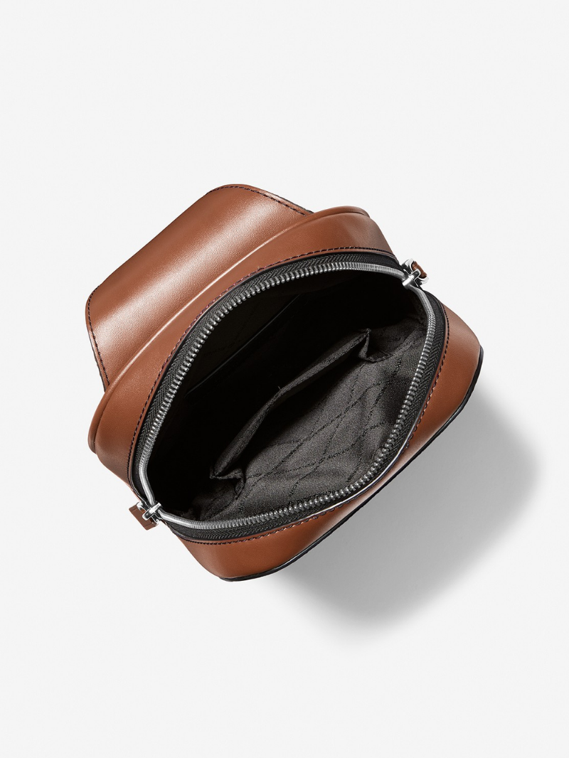 Mochila Transversal Slim Commuter COOPER em Couro Pebble Masculina- Michael Kors